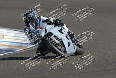 media/Nov-01-2025-TrackDaz (Sat) [[2b4d5192bc]]/A Group/2pm (Turn 6)/